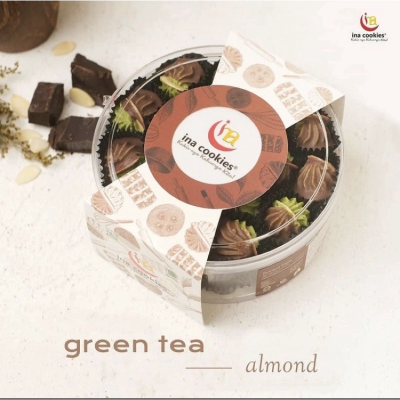

greentea Almond coklat