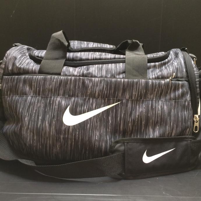 travel bag / duffle bag/ tas olahraga/ tas nike