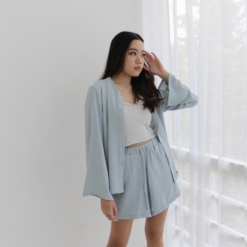 KORA SET | Setelan Wanita Crinkle Summer Korean Kemeja Lengan Panjang Oversized Celana Pendek Highwaist Set Soma