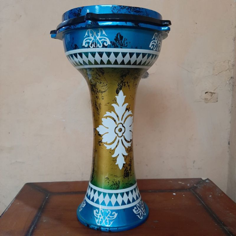 dumbuk pinggang, darbuka