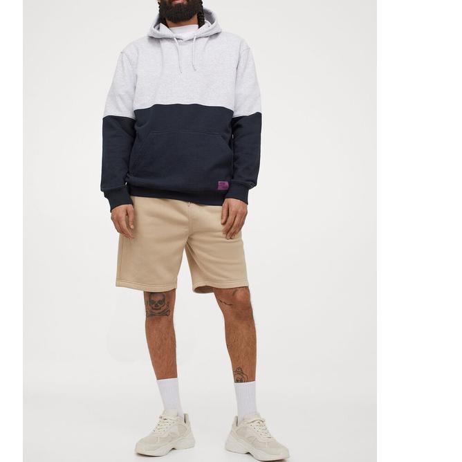 『Limited Time』 SWEATSHORT H&M / SWEATSHORT HNM / CELANA PENDEK HNM / CELANA PENDEK H&M / SWEATSHORT 