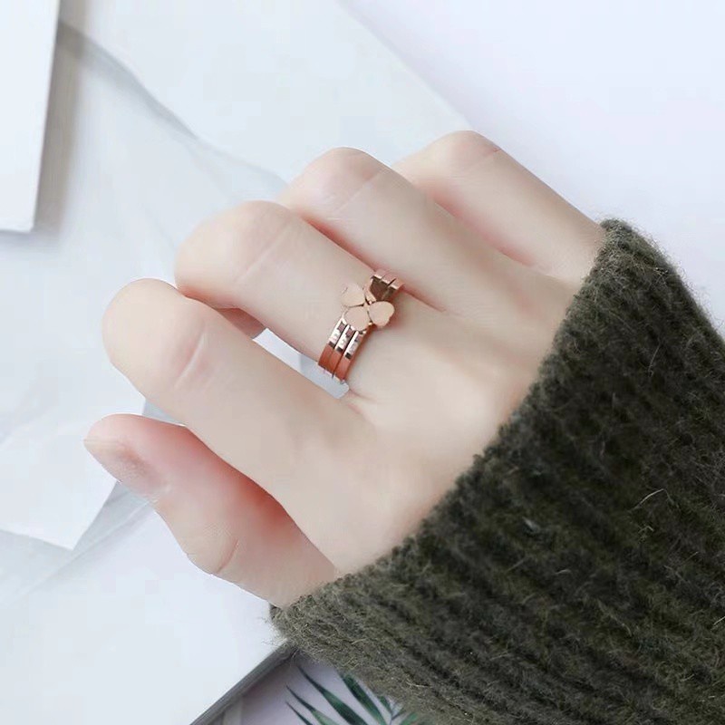 Cincin Susun Tiga Daun clover | Cincin Titanium steel Lapis rose gold 18K Untuk Wanita | Perhiasan Bahan Stainless steel Tahan Air Tidak Pudar Anti Alergi