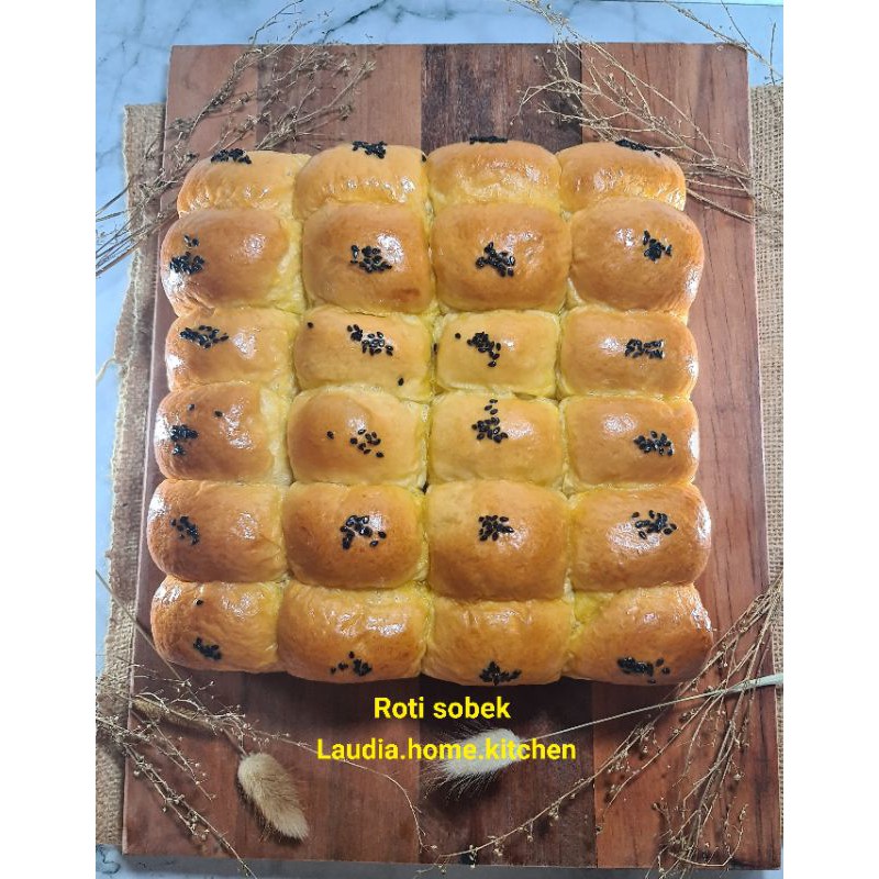 

ROTI SOBEK PREMIUM KOSONG (24PCS)