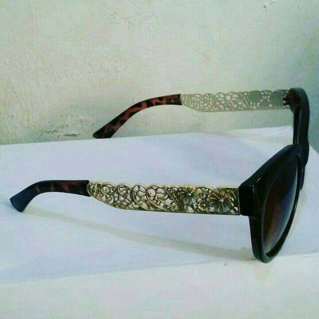 Kacamata wanita Gucci