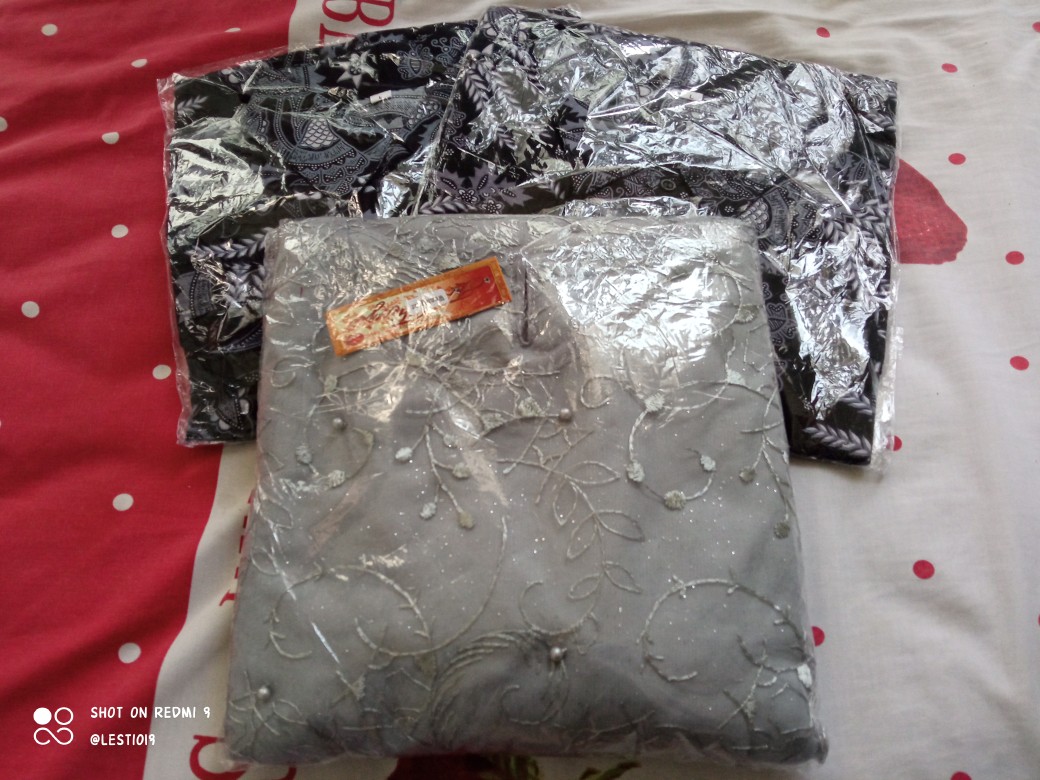 Ada Anak - Shopashop Solo Batik Kebaya Couple Carisa Selendang Brukat Tille Mutiara