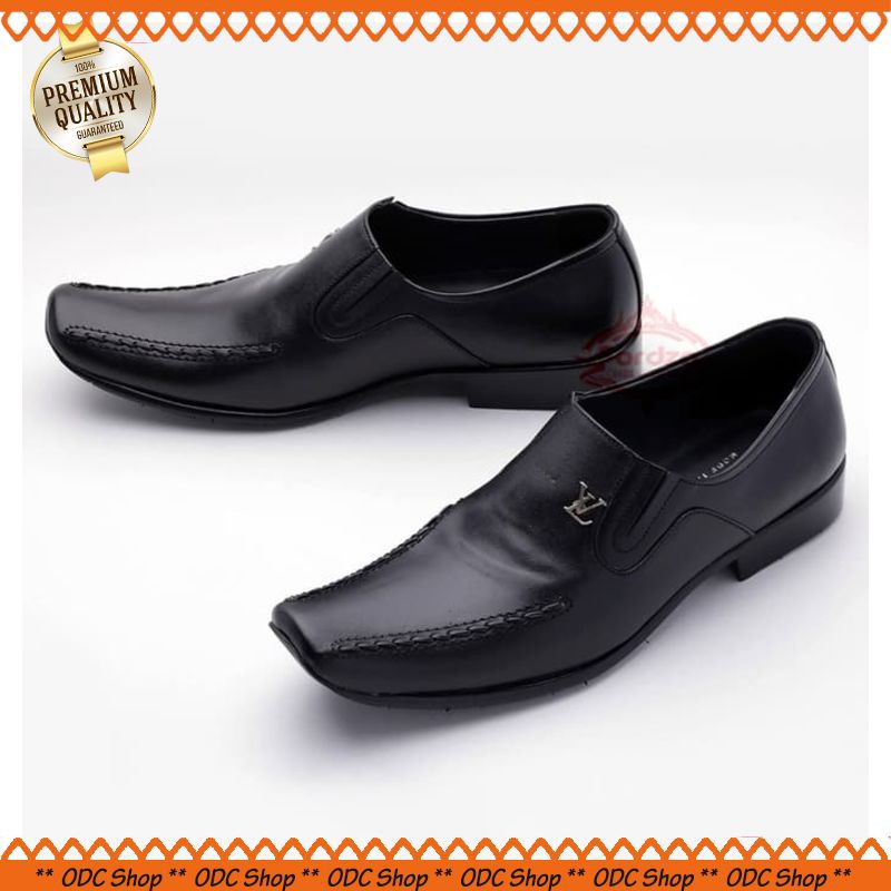Sepatu Pantofel Pria High Quality Formal Slip On Model Lv 907HT - Hitam 38