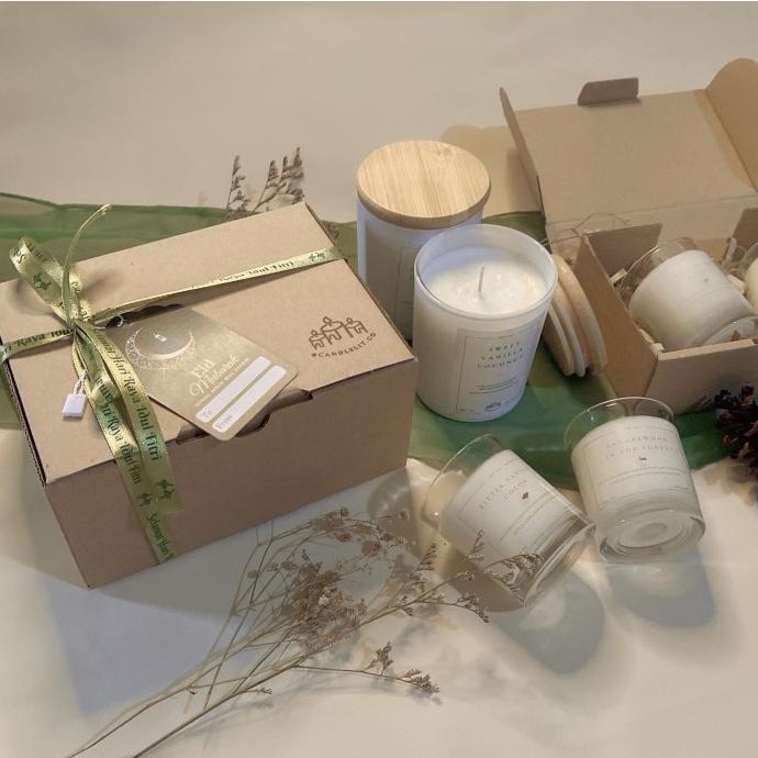 

Medium Hampers Lebaran/ Gift Set/ Hadiah Valentine/ CNY/ Graduation