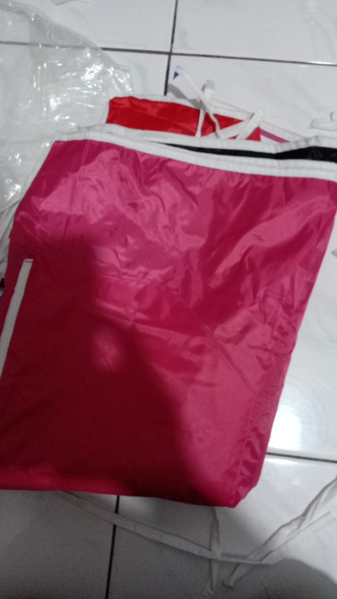 Apron / Celemek Plastik Parasut