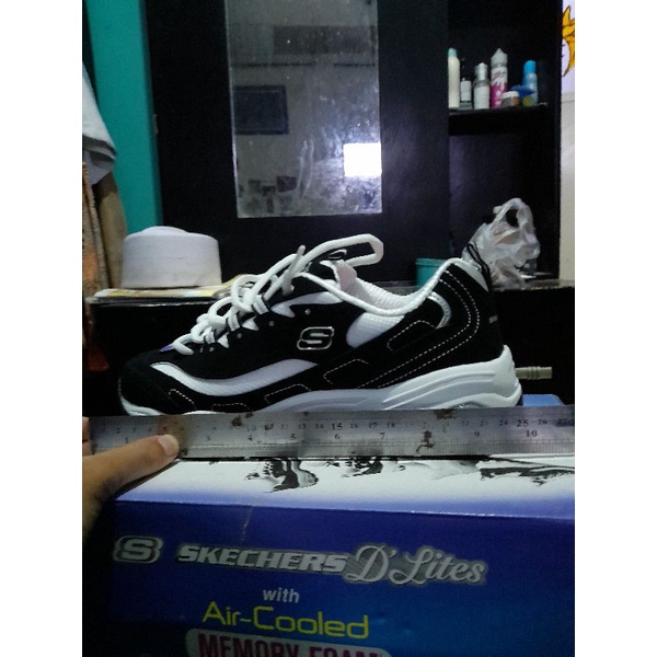 skechers D'Lites With Air-Cooled Memory Foam