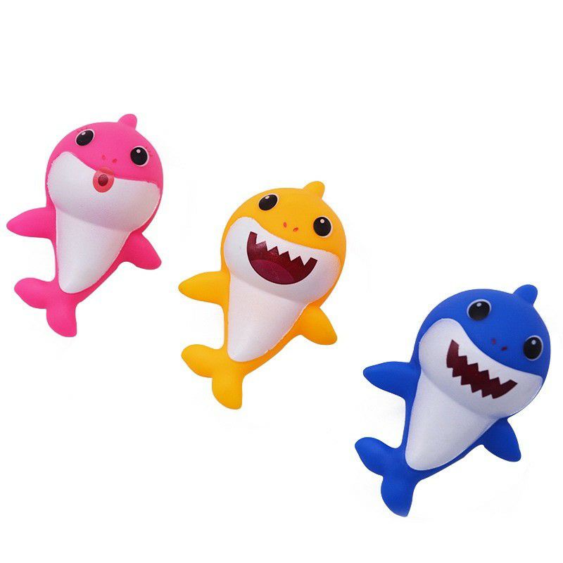 baby shark mainan mandi anak bath toy toys bayi ikan hiu karet kolam renang hadiah kado aktivitas squishy water semprot air-2