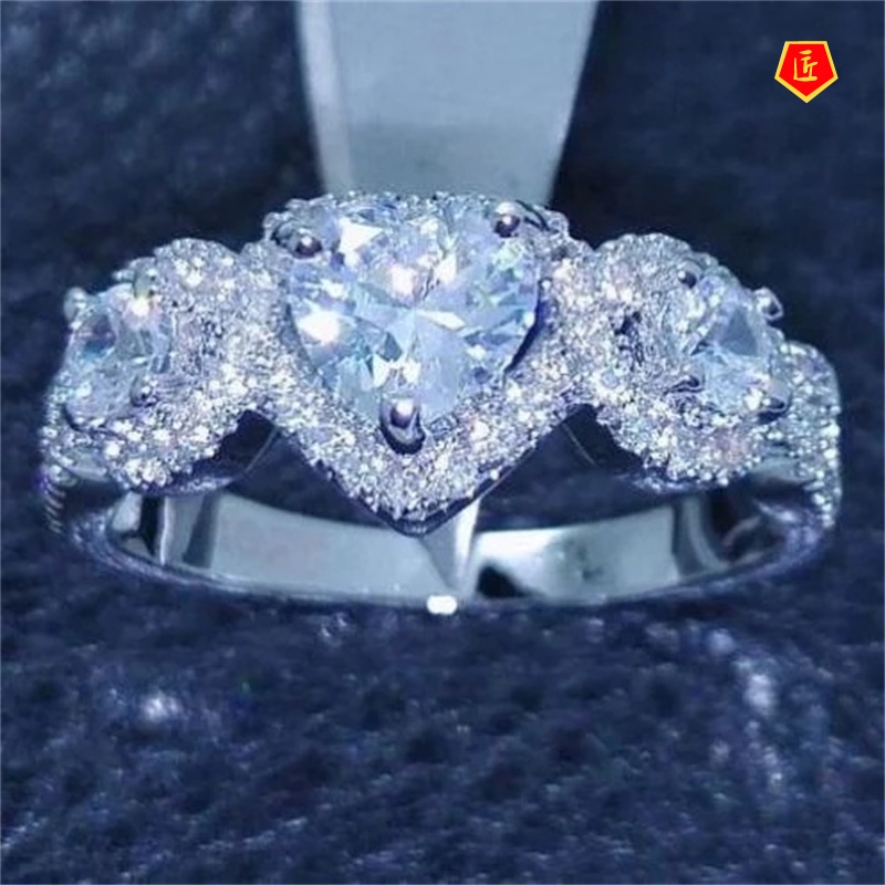 [Ready Stock]Heart-Shaped Inlaid Moissanite Ring Fashion