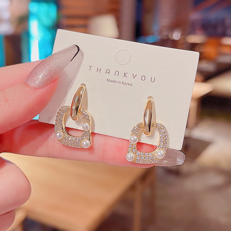 Anting Tusuk Sterling Silver 925 Desain Geometri Hias Berlian Berkilau Untuk Wanita