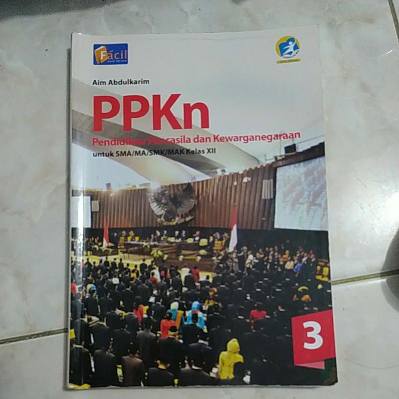 PPKN KELAS 12 SMA PENERBIT GRAFINDO K 13 revisi