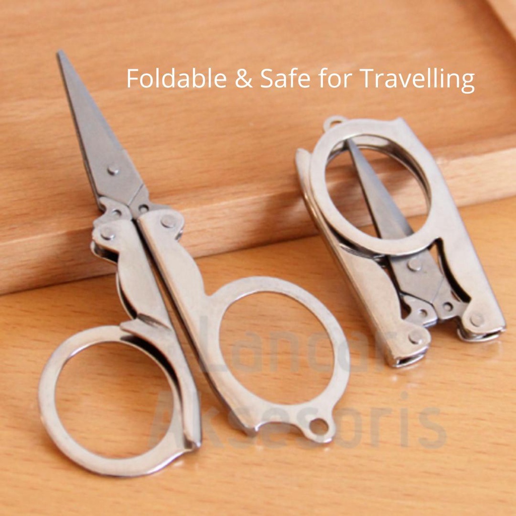 

Gunting Mini PREMIUM Portable Travel / Gunting Lipat Kecil Stainless Steel Tajam /Gunting Serbaguna Multifungsi Gantungan Kunci Travelling