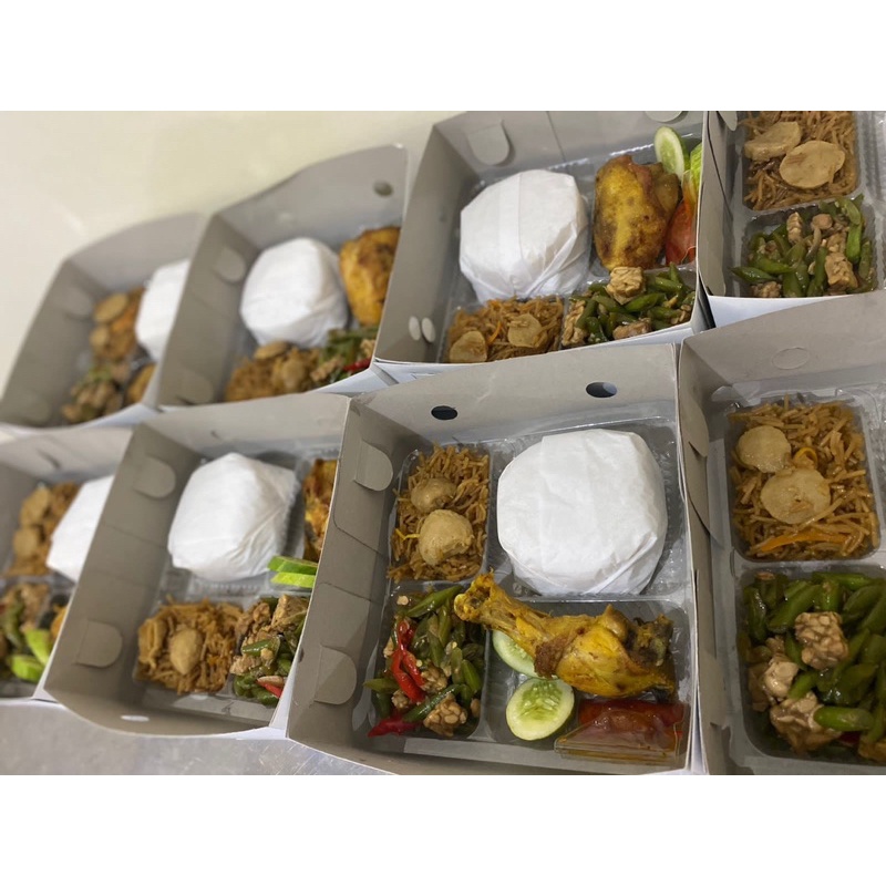 

Nasi box / nasi acara / nasi sykuran