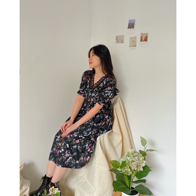 KANON - Sua Floral Dress - Dress rayon midi vintage motif kembang