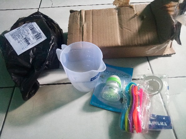 Sendok Takar Set 5 In 1 New Measuring Spoon Set Warna Warni  100gr