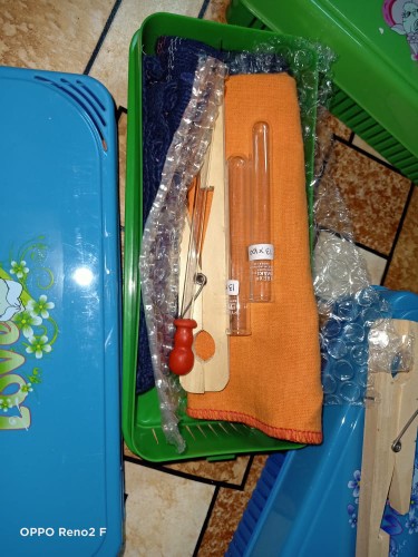 Kain Lap Halus Orange Laboratorium