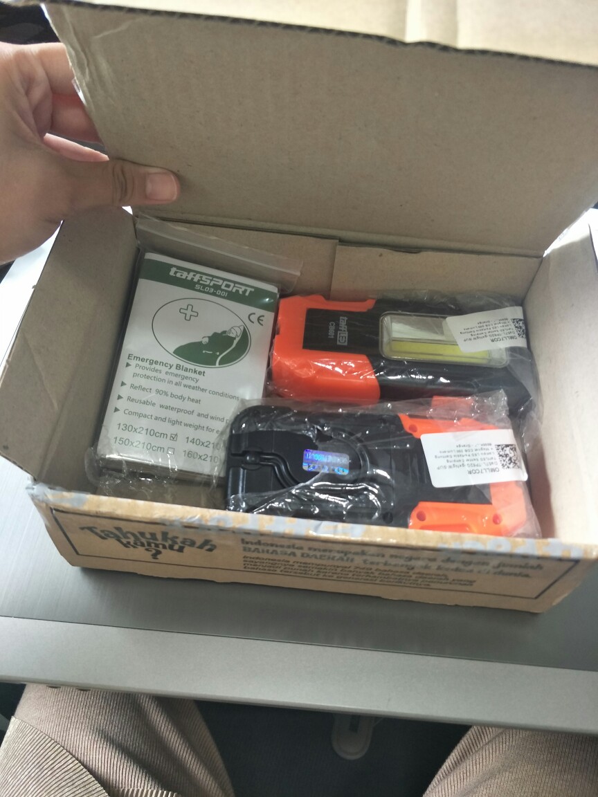 Taffsport Emergency Blanket / Selimut Darurat - Sl03-001 - Silver