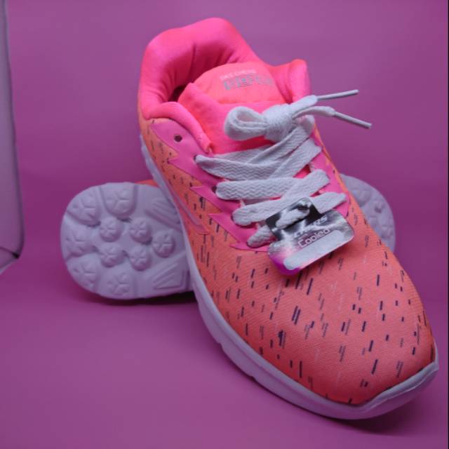 SEPATU SKECHERS PREMIUM VIETNAM