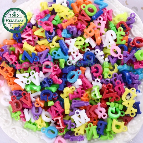 [ 50 pcs ] Mote Manik Huruf Gantung Liontin Huruf Akrilik