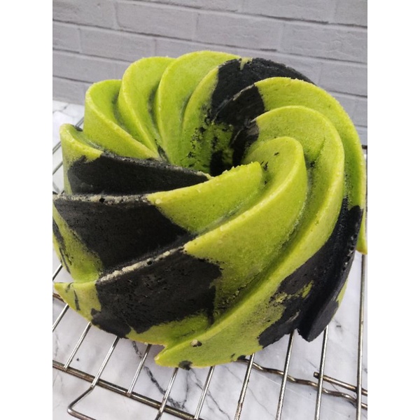 

Butter Cake Pandan Ketan Hitam