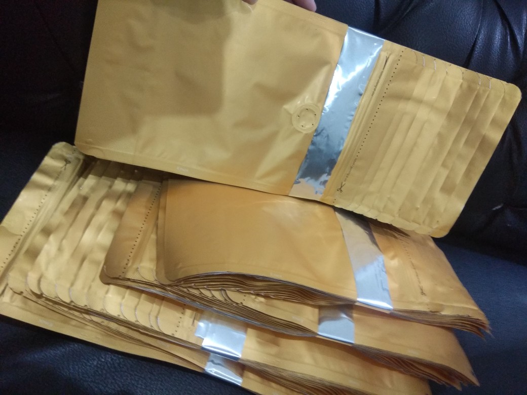 500zv Standing Pouch + Valve + Zip Alu Foil 250 G Roasted Bean Packing