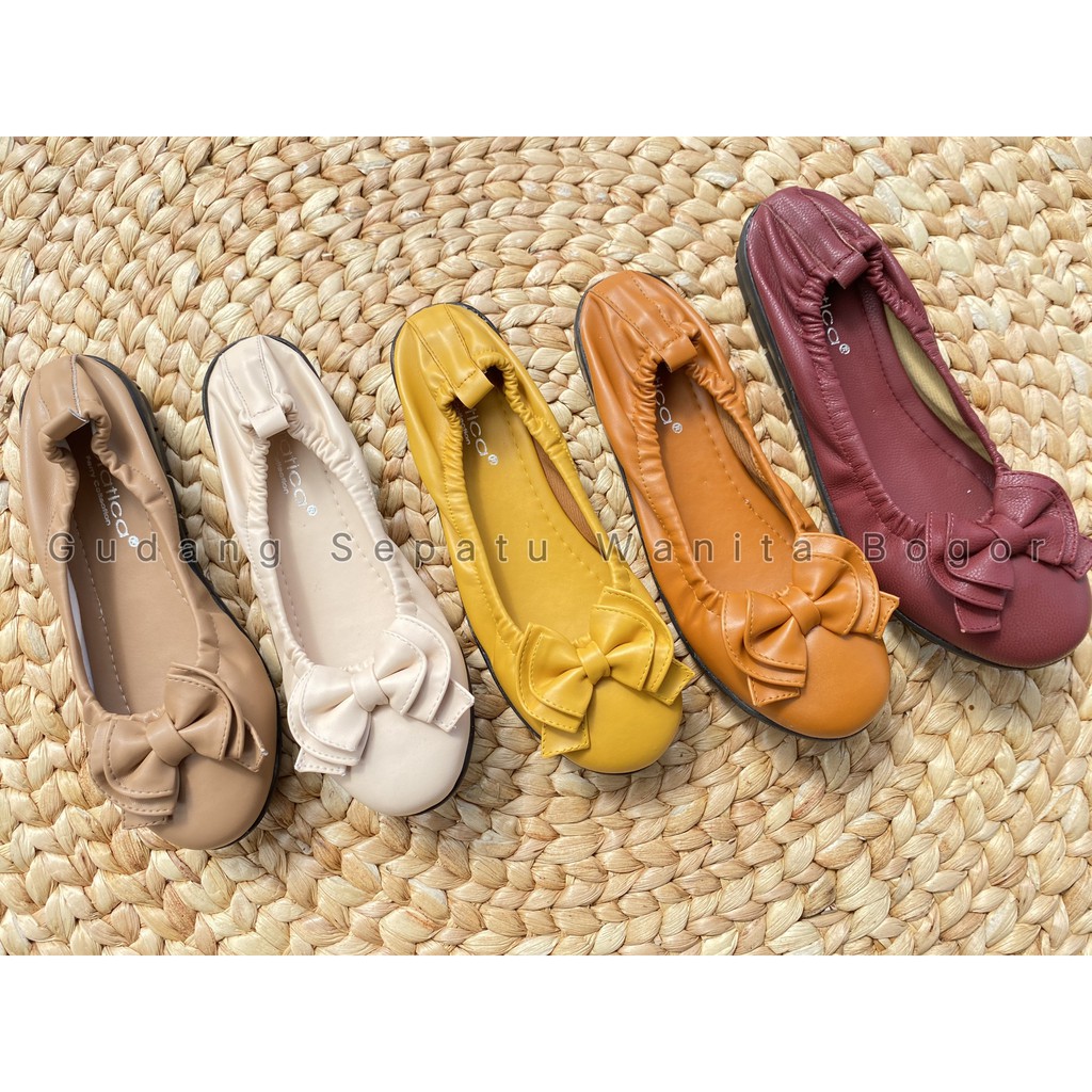 Gratica Sepatu Wanita Flat Shoes Pita Balet AS 31