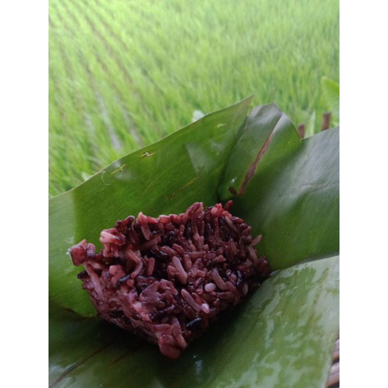 

peyem ketan si madu