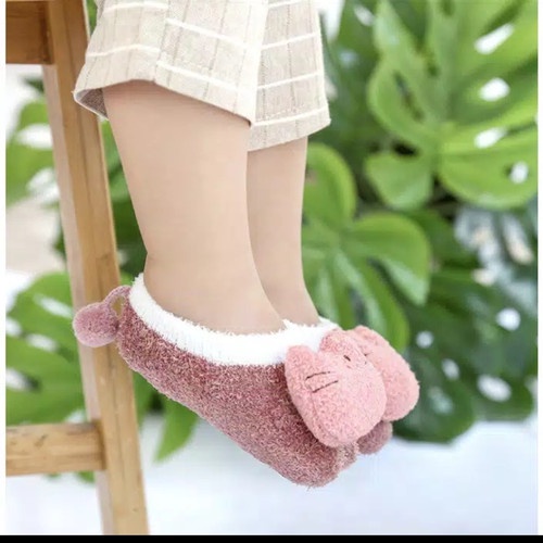 *FRAULEINCO* Sepatu Prewalker Kaos Kaki Korea Anak Bayi Kaus Kaki Bulu Lembut Motif Animal Baby Socks