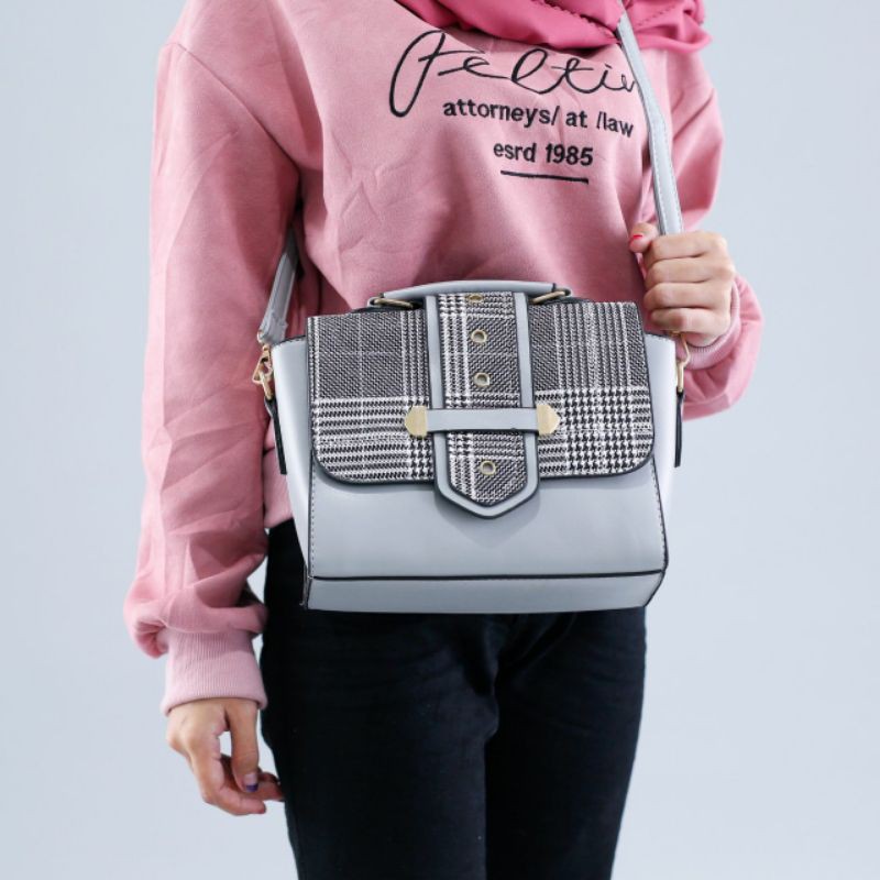 TAS SELEMPANG/TAS SELEMPANG WANITA/TAS SELEMPANG WANITA IMPORT/TAS SELEMPANG WANITA MURAH/TAS WANITA