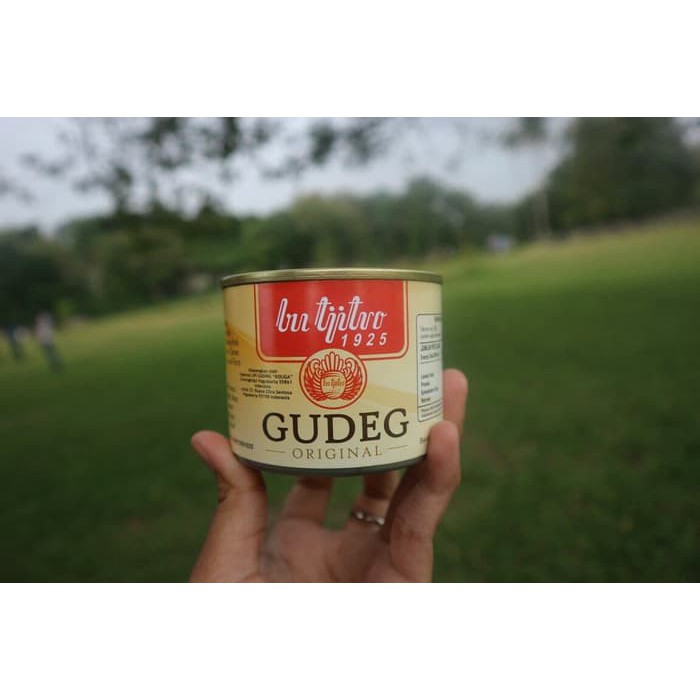 

Gudeg Kaleng Bu Tjitro Original