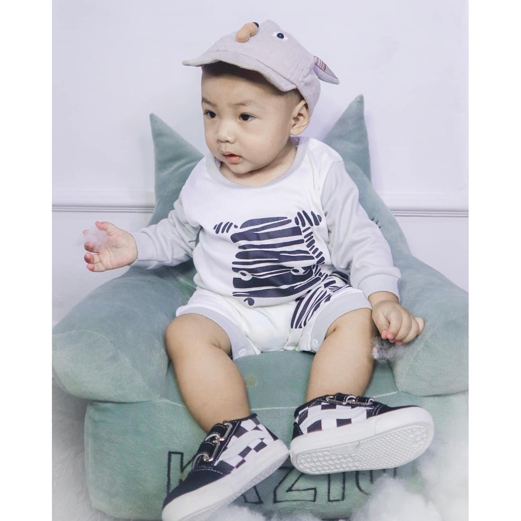 Baby Kenaz Grey Zebra Emboss 05 Jumper Romper Anak Bayi Lengan Panjang-2