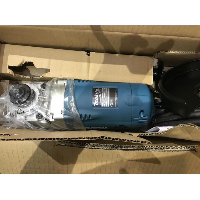 MESIN GURINDA TANGAN MAKITA 7" GA 7020 / GERINDA MAKITA GA 7020