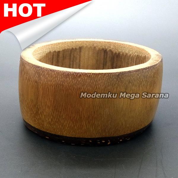Tempat Lilin Bathok Kelapa + Bambu MMS01