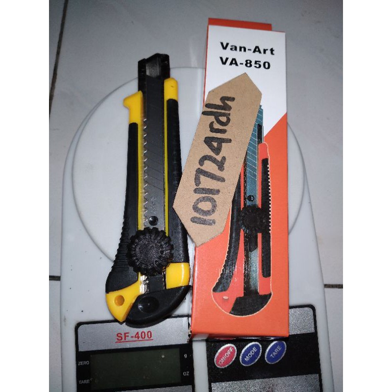 

1 lusin cutter knife VA-850 kemasan box OBRAL MURAH