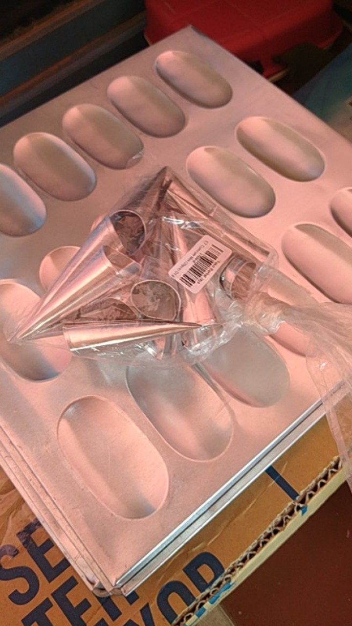 Cetakan Lidah Kucing 18 / Cetakan Lidah Kucing 24