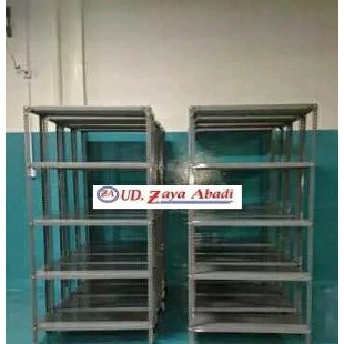 Rak besi Gudang