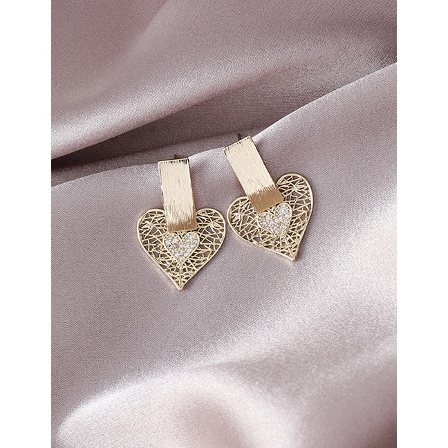 LRC Anting Tusuk Fashion Gold Micro-inlaid Zircon Hollow Love Earrings D48753