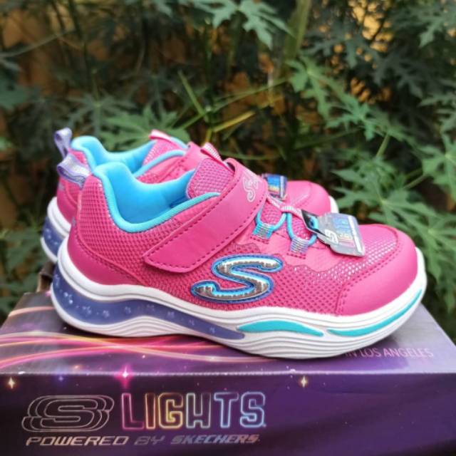 Sepatu skechers anak led