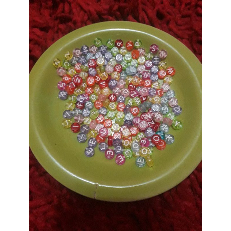 manik huruf warna -warni bisa pilih huruf