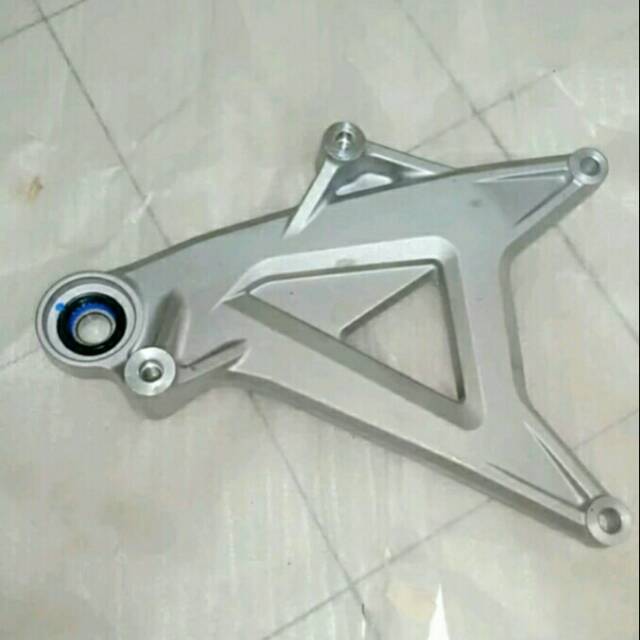 Arem arm dudukan knalpot vario 125 150 LED esp new 2018 2020 k59j k60r