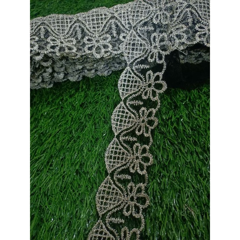 renda tile hitam gradasi gold lebar 4,5cm (meteran)