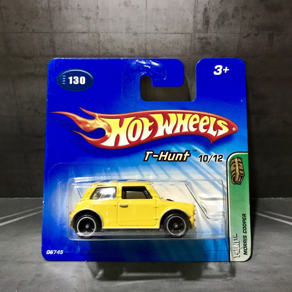 Hot Wheels Morris Mini Cooper Super Treasure Hunt TH$ 2004 Short Card