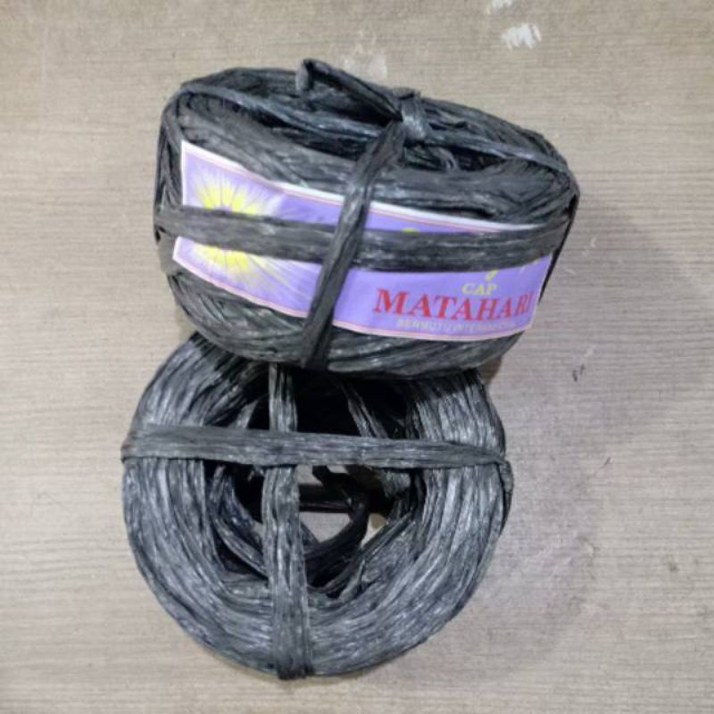 

Tali Plastik Cap Matahari 200GR Tali Plastik Ikat Barang Tali Ikat Barang