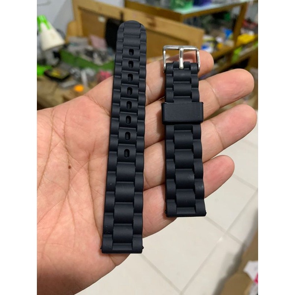 Strap Tali Jam Tangan Karet Lembut Motif 18MM