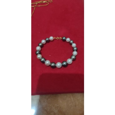 gelang full mutiara dengan pengait emas