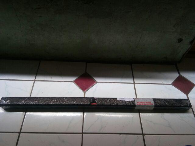 Besi Siku Lubang 1 Meter Artco