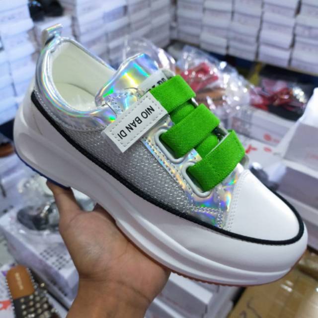 SEPATU WANITA SNEAKERS BELBE FASHION IMPORT