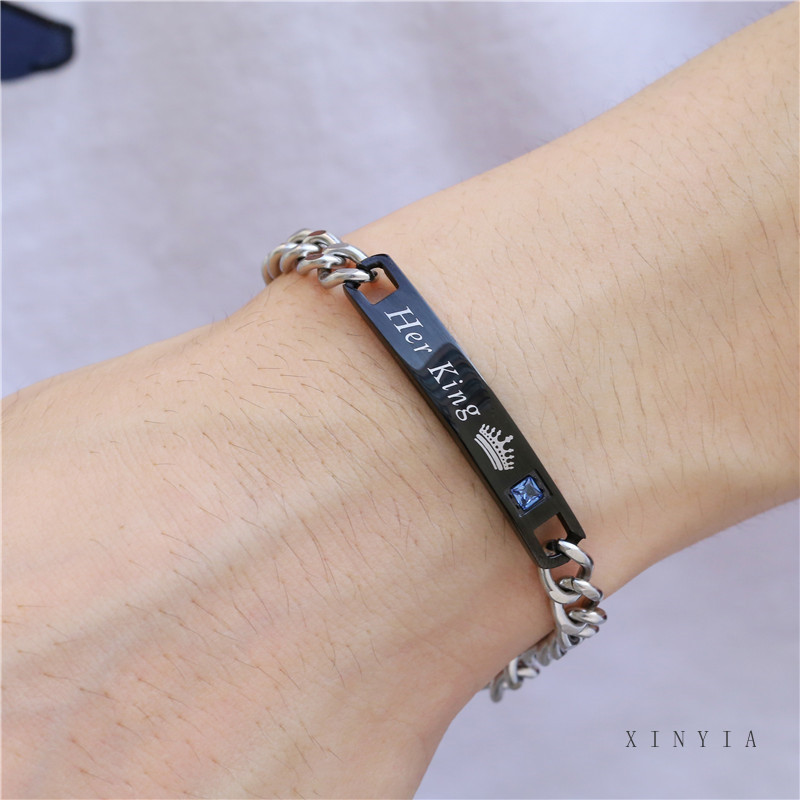 HERS Gelang Pasangan Bahan Stainless Steel Tulisan His Queen Her King Untuk Pria / Wanita